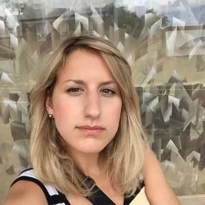 Meet your Posher, Rebecca