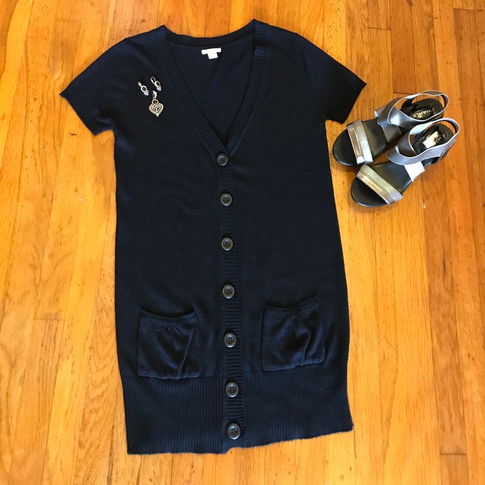 Short sleeve cardigan sweater