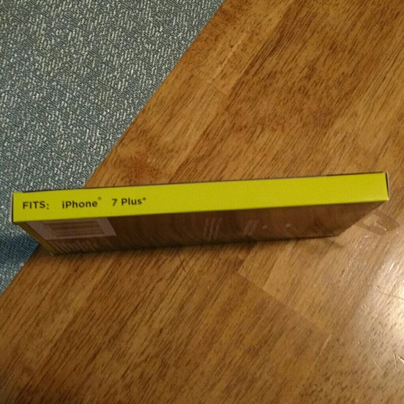 ➡️SOLD⬅️ 2 iPhone 7 Plus Covers - Picture 3 of 5