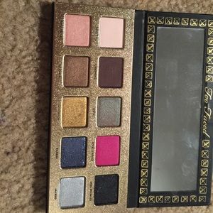 Too faced LE Pretty Rebel Palette