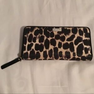 LAST CHANCE* Kate Spade animal print wallet