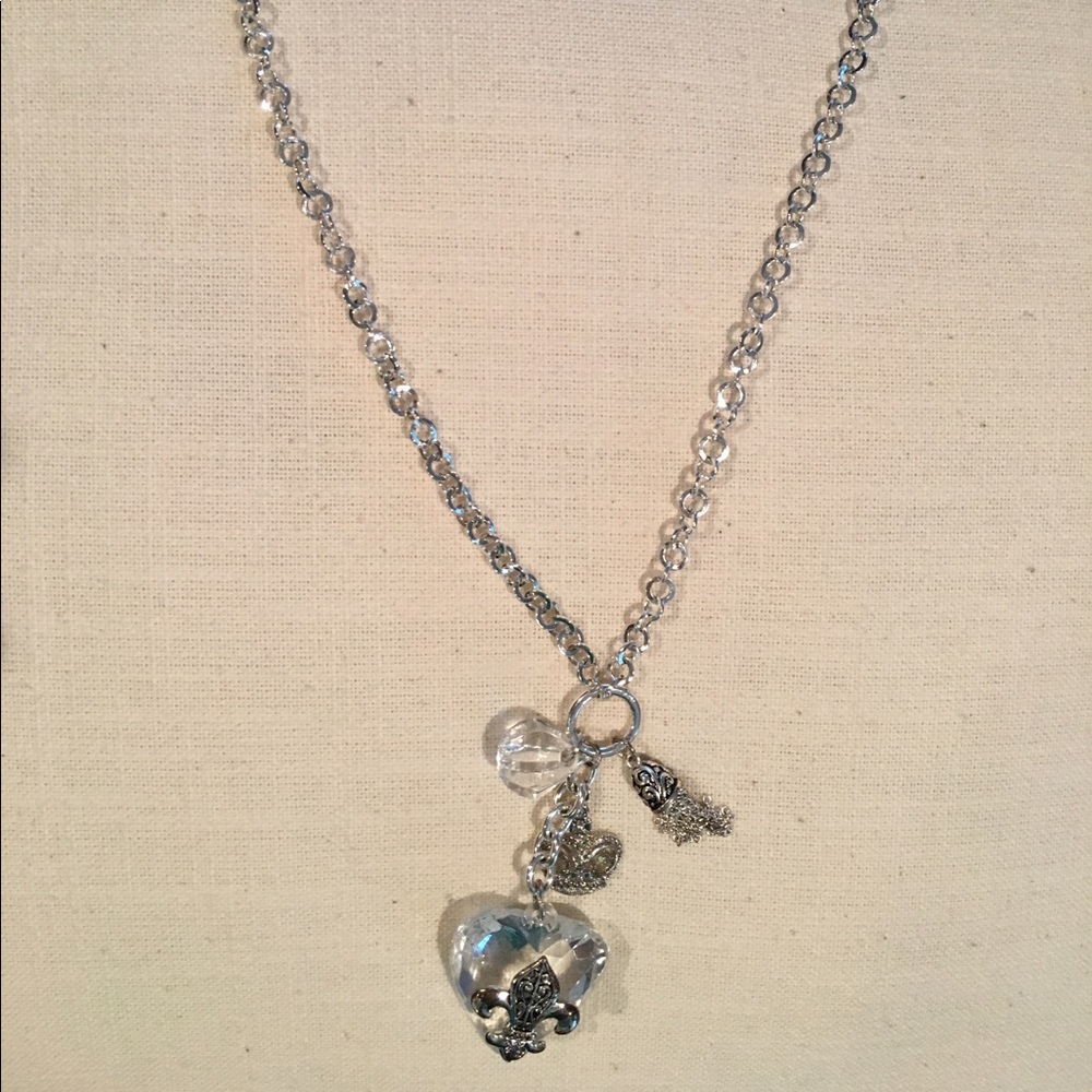 French Quarter inspired necklace - Fleur de Lis