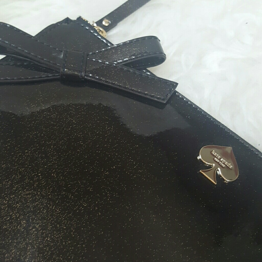 🆕 Kate Spade NY Patent Leather Clutch - Picture 3 of 9