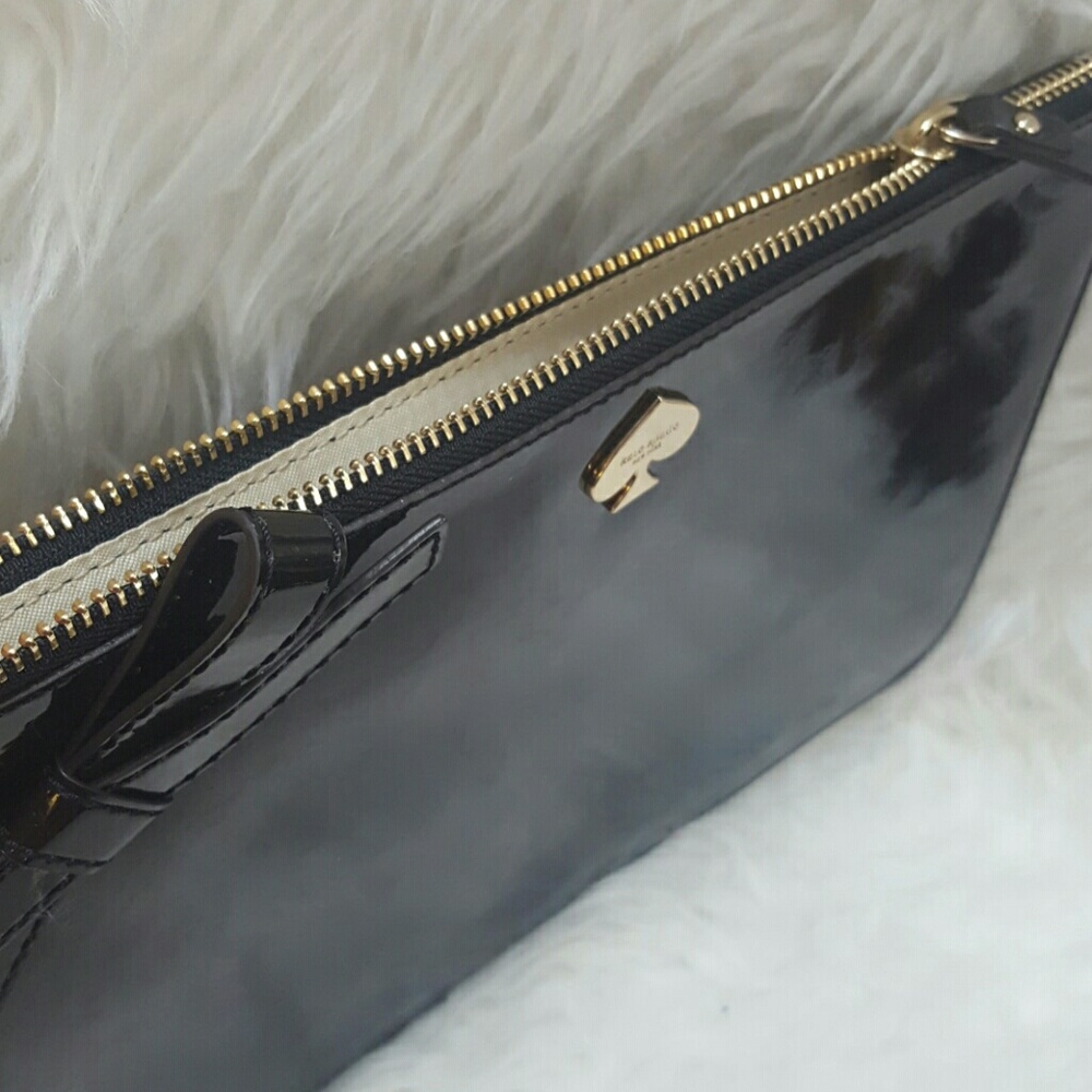 🆕 Kate Spade NY Patent Leather Clutch - Picture 7 of 9