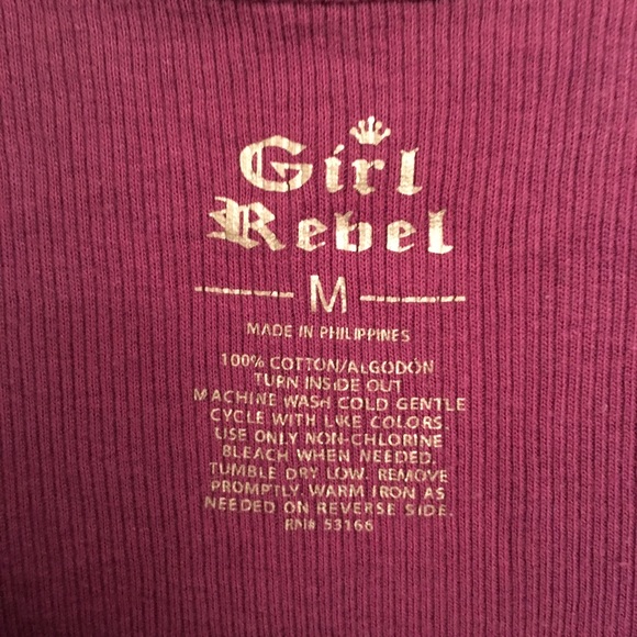 Purple skull tank top - Picture 2 of 2