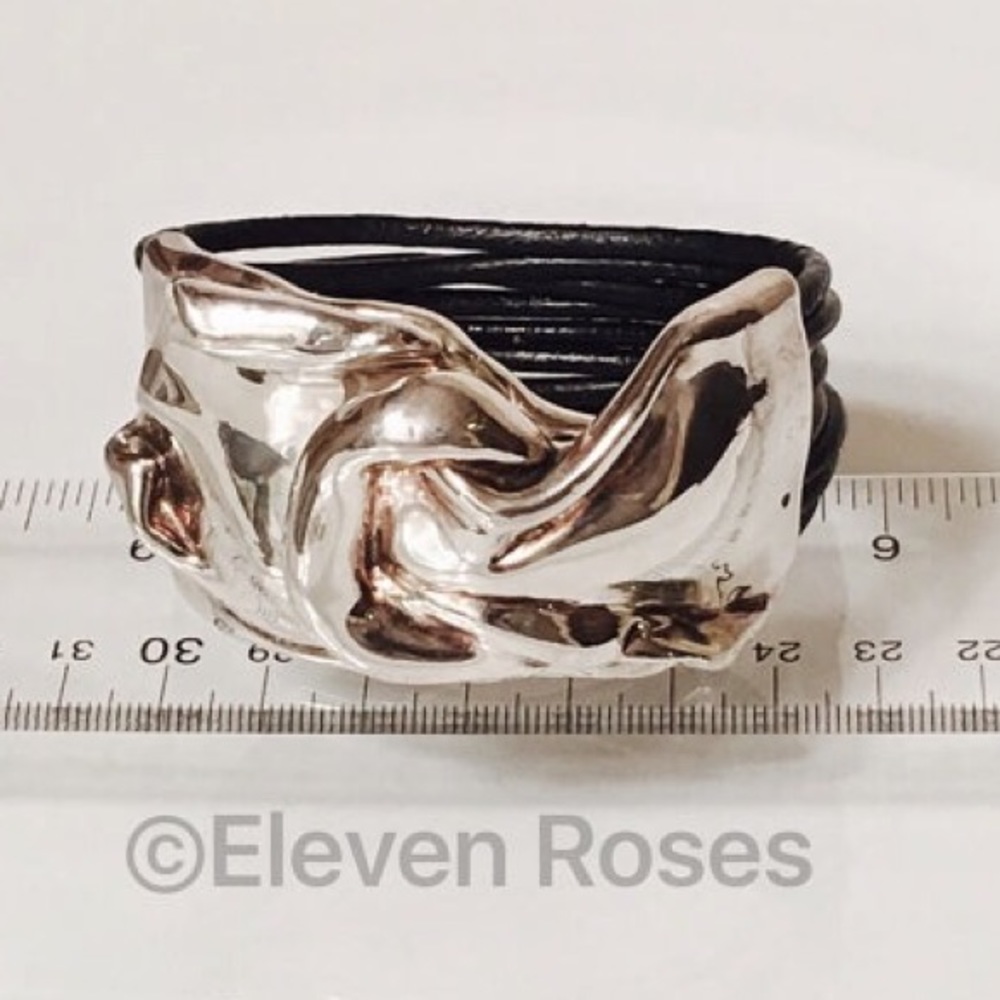 Bat-Ami Sterling Black Leather Buckle Bracelet - Picture 4 of 7