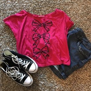 Three bow pink crop top