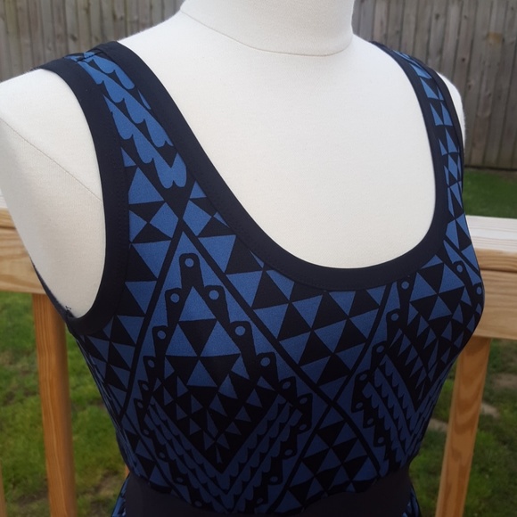 Black & Blue Aztec print dress (M) - Picture 2 of 4