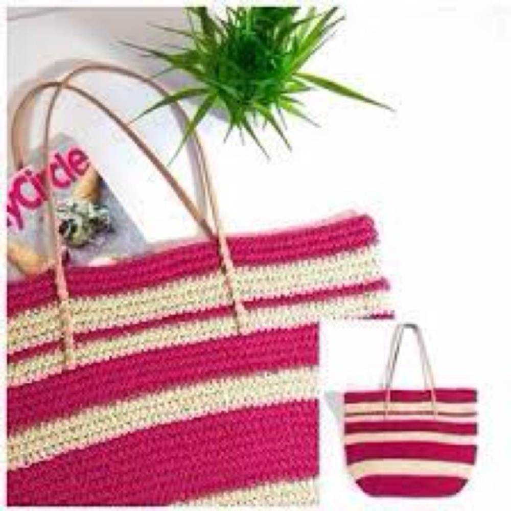 *NEW* Straw Bag- A Must Have For Summer