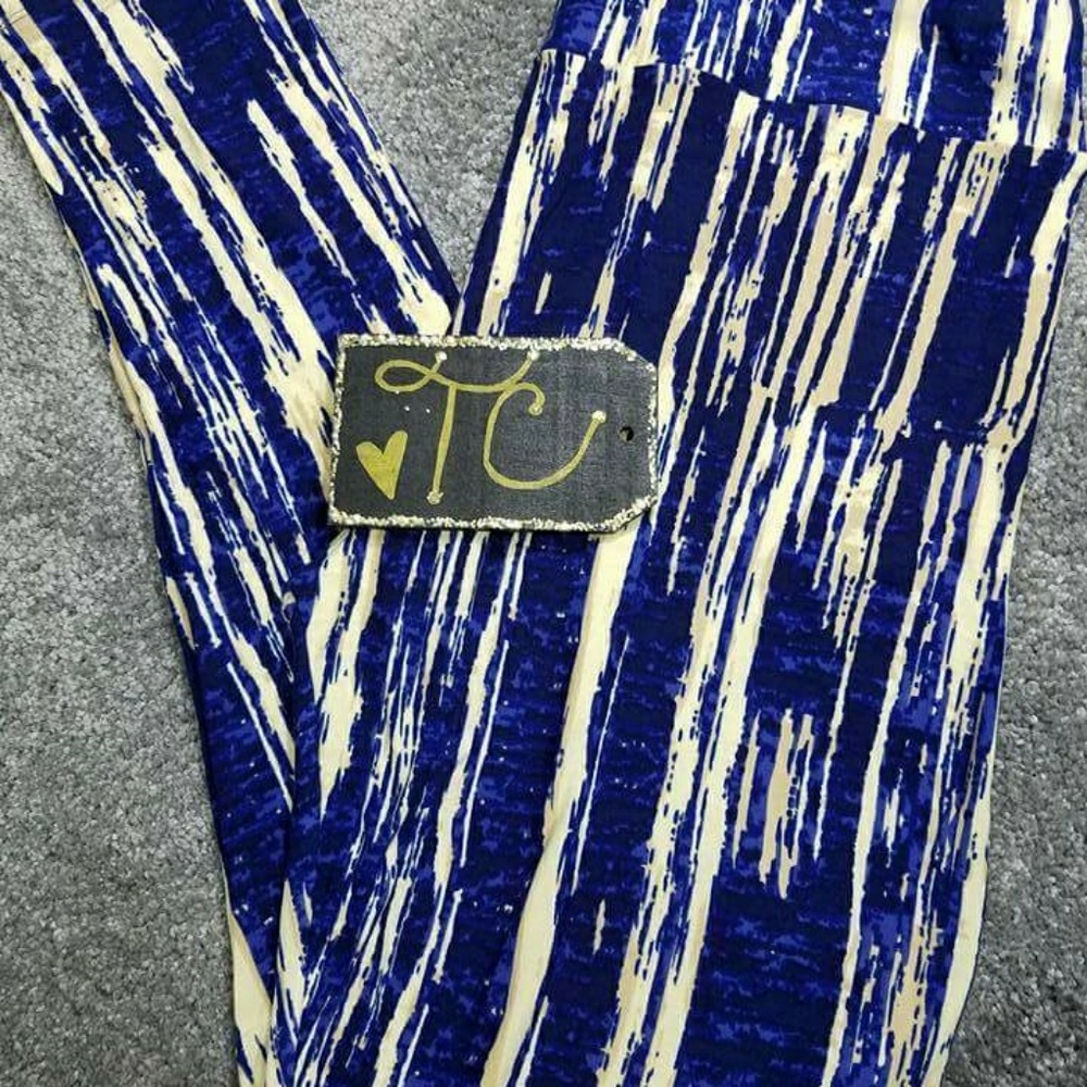 ??FRIDAY! ANY 2 LEGGINGS FOR 50!??