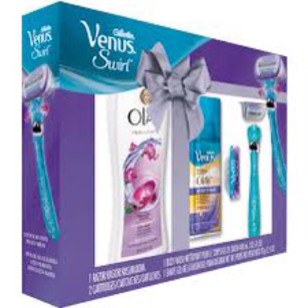 NEW - Venus Gillet Razor & Olay Body Wash.