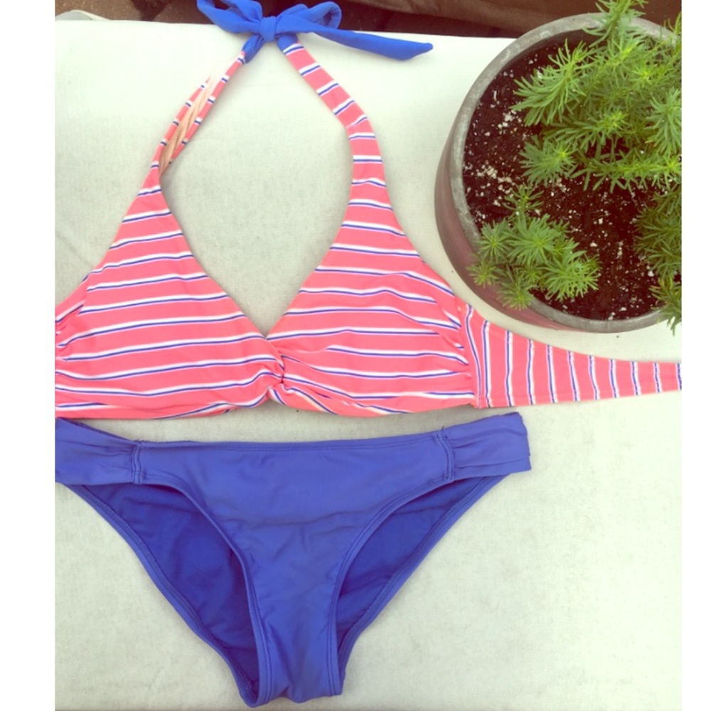 SALE!!☀️Striped Bikini