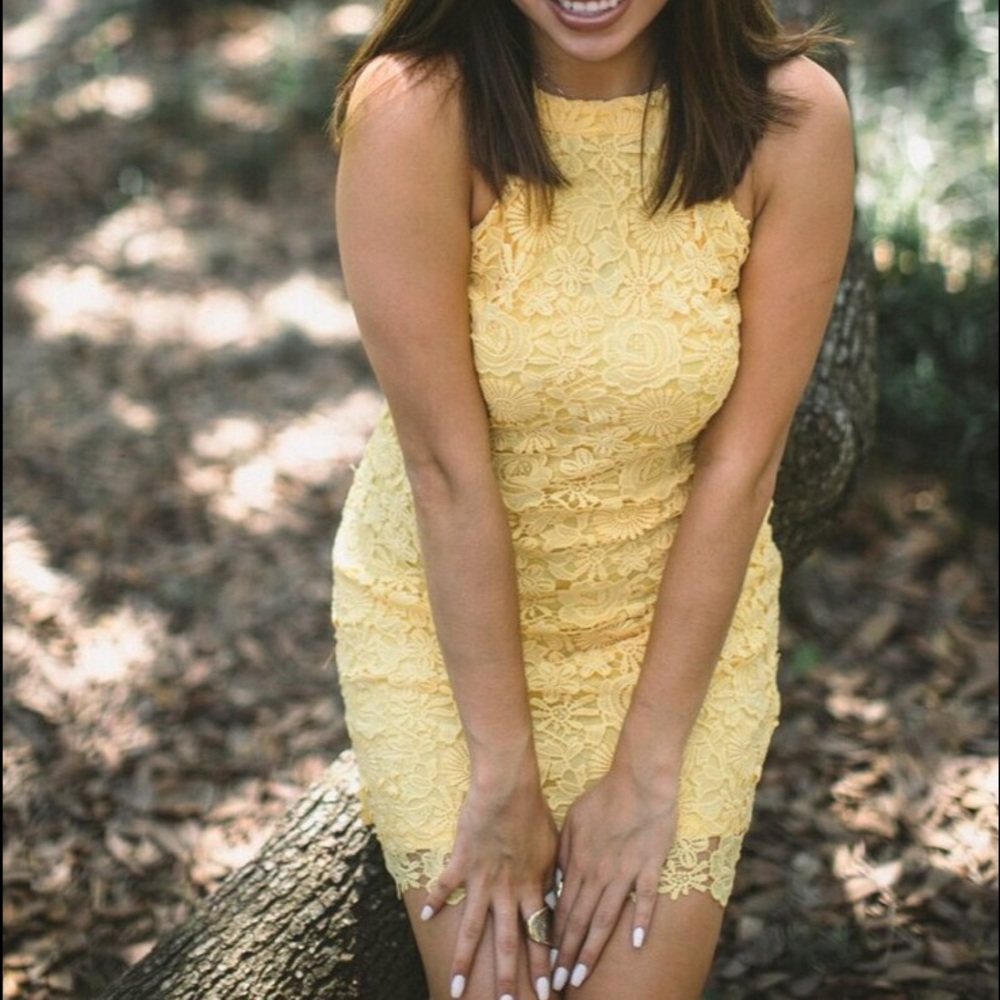Yellow lace dress - Summer/Spring ❤️