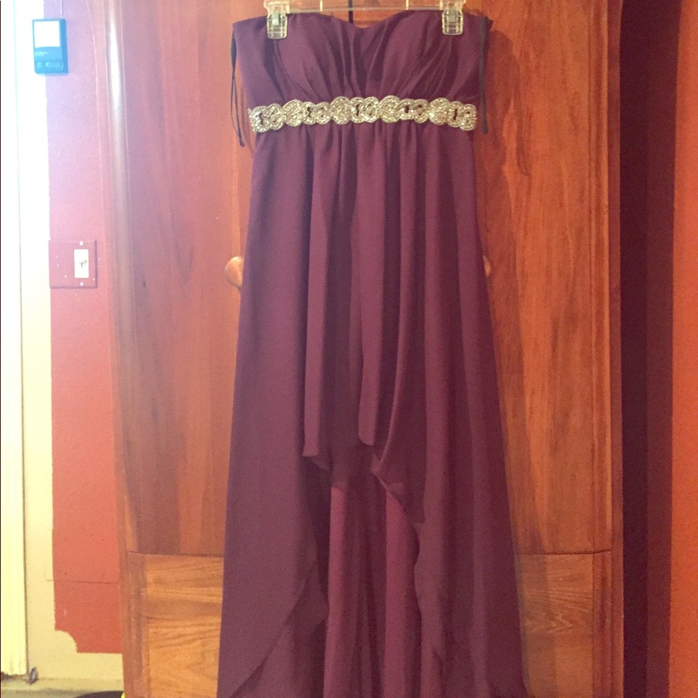Strapless high-low plum dress