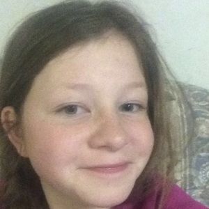 Meet your Posher, Ella