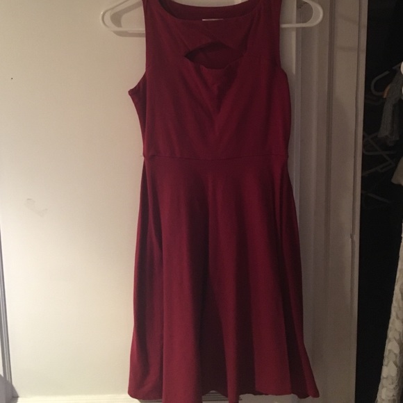 Red dress - Picture 1 of 1