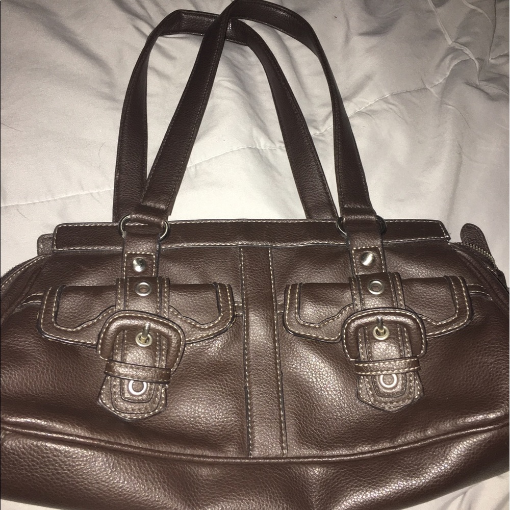 SNOB ESSENTIALS Nine West Purse