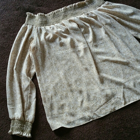 *SOLD*🆕Gorgeous Michael Kors off-the-shoulder - Picture 5 of 5