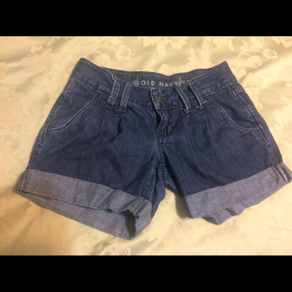 Old Navy Jean Shorts - Picture 1 of 3