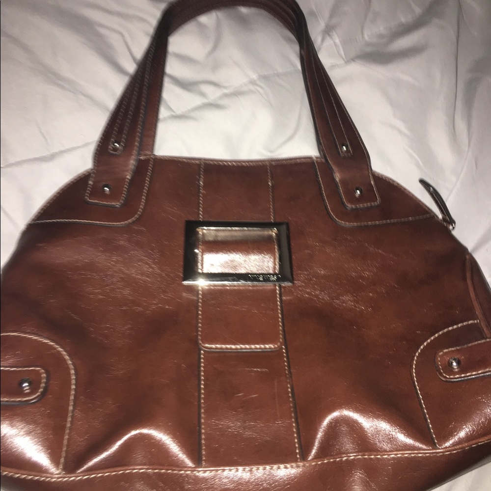 SNOB ESSENTIALS Nine West bag.