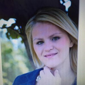 Meet your Posher, Annya