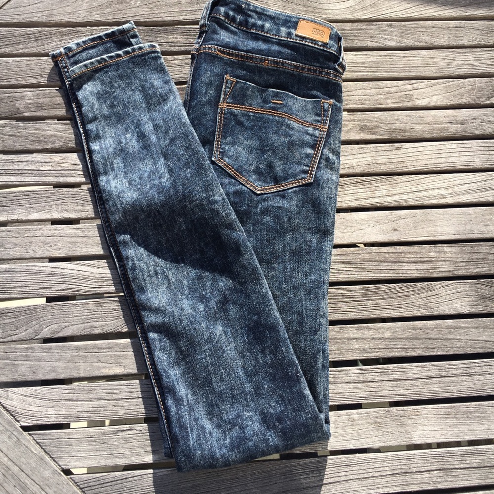 Tilly's jeans