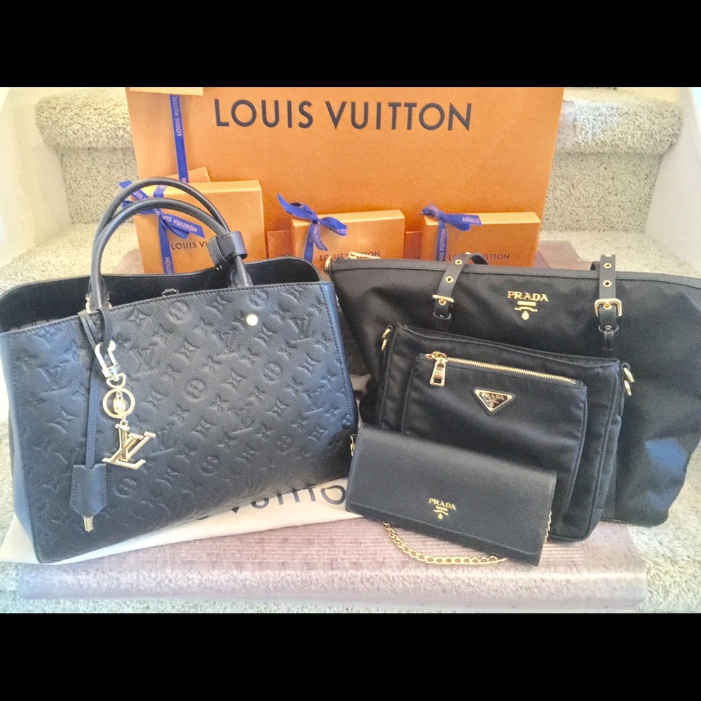 💕🎁Auth PRADA MESSENGER BAG and WALLET ONLY😘