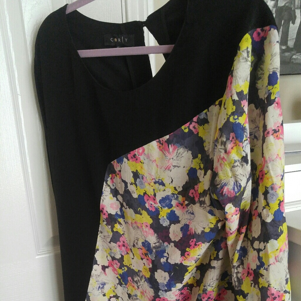 Floral Print and Black Shift Dress 16W