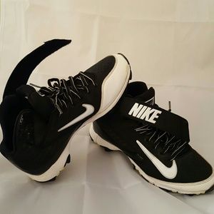 Nike shoe size 4Y