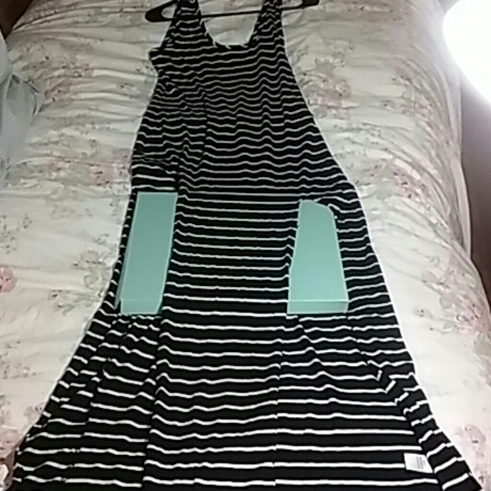 Black and white striped maxi dress w/sexy slit!