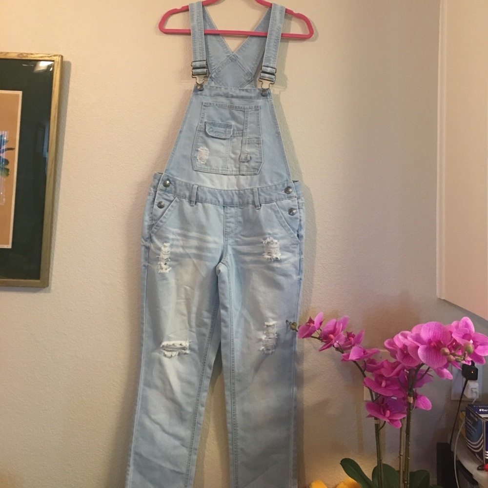 🔴sold🔴Jumpsuit Jeans 👖in excellent condition 👍