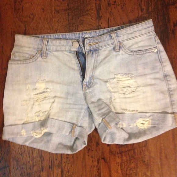 GAP Sexy Boyfriend Short - Picture 1 of 6