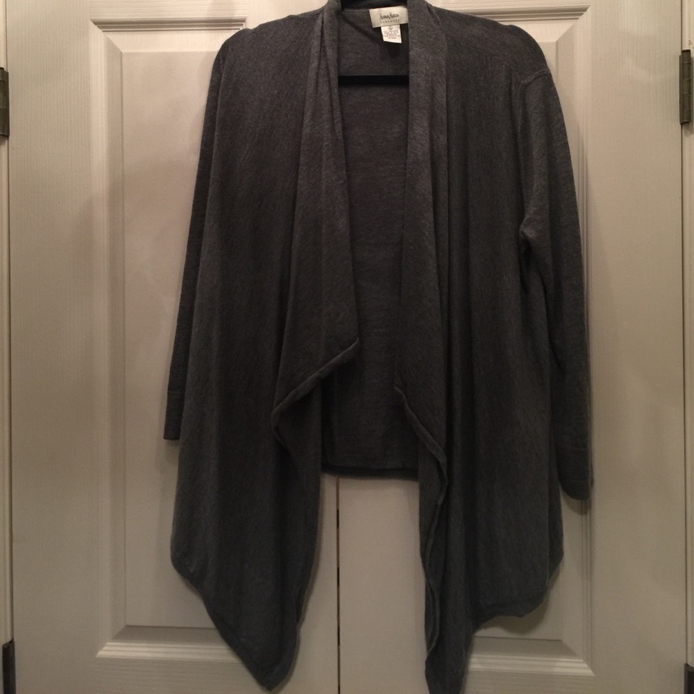 Grey cashmere sweater shrug