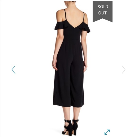 Cold shoulder Ruffle Jumper - Picture 5 of 7