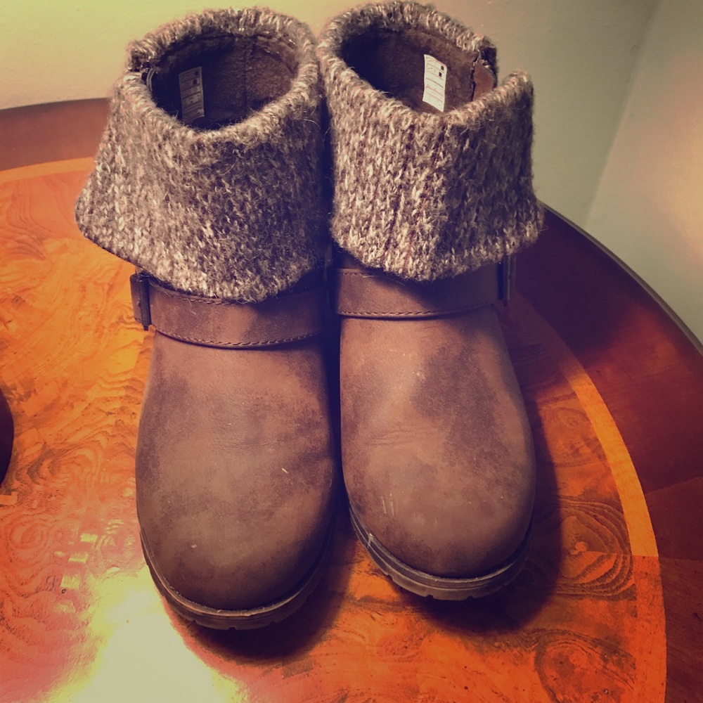 Rocket Dog sweater cuff booties