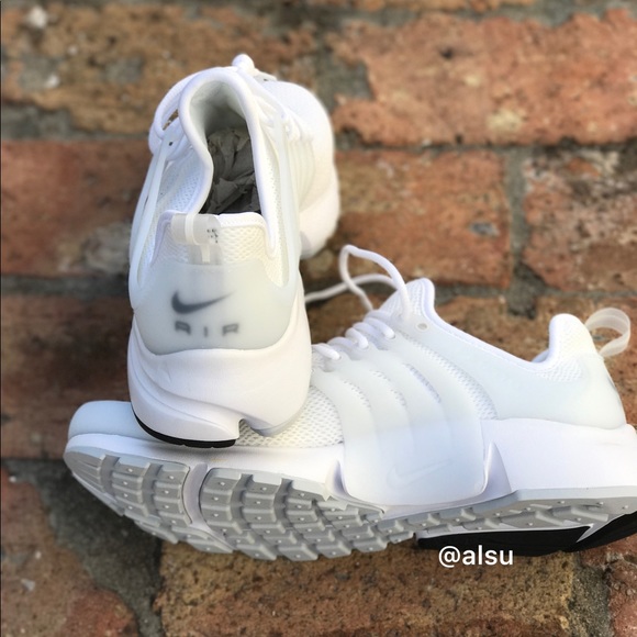 Nike Air Presto Running Shoe WMNS - Picture 4 of 8