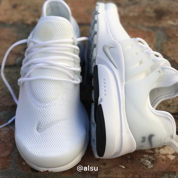 Nike Air Presto Running Shoe WMNS - Picture 7 of 8