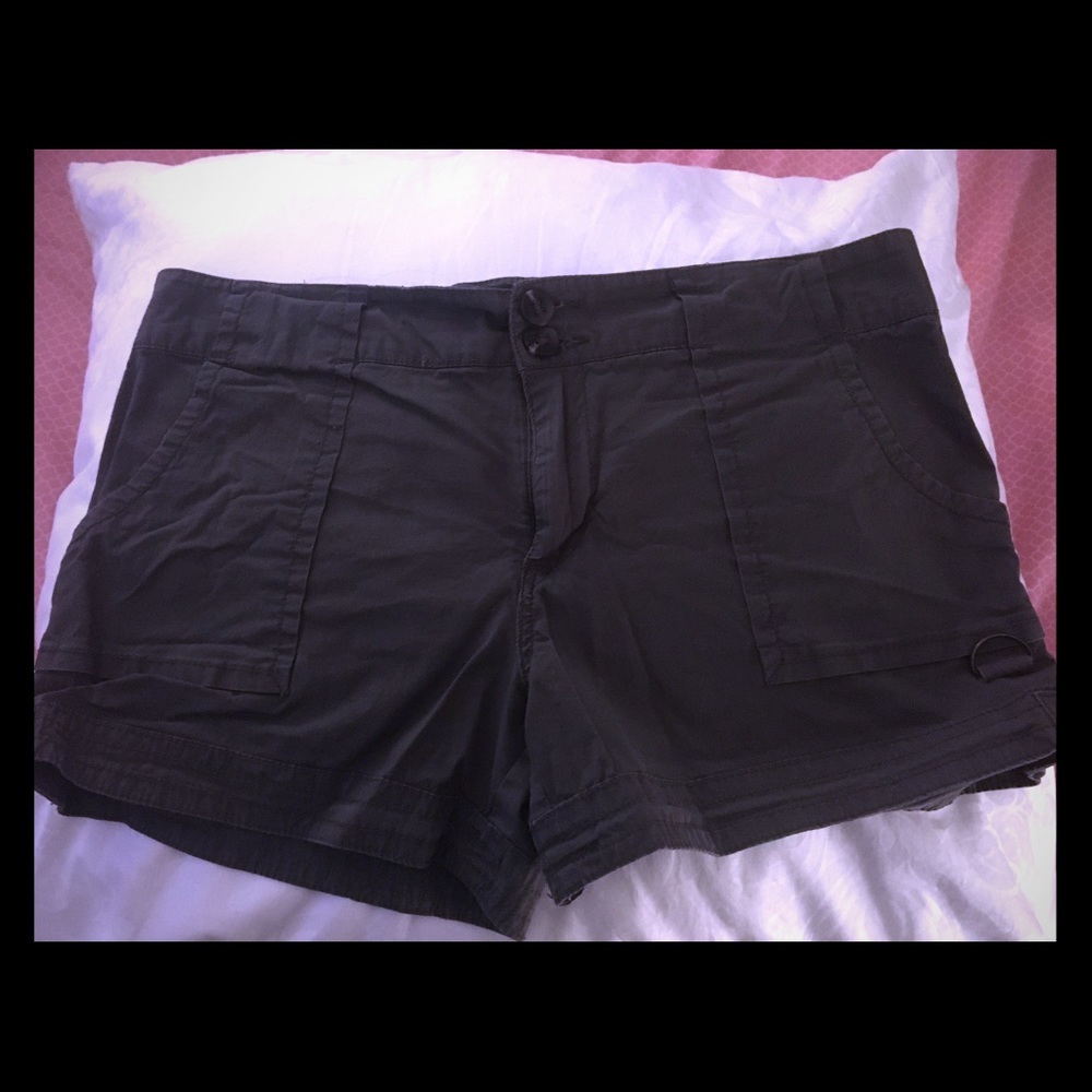Ladies shorts