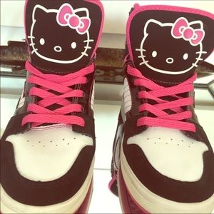 🎀Hello Kitty Vans🎀