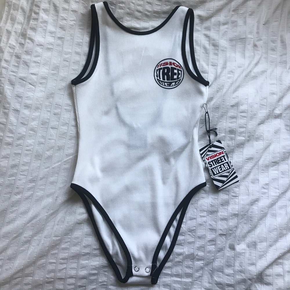 Vision Street Wear bodysuit 🔥
