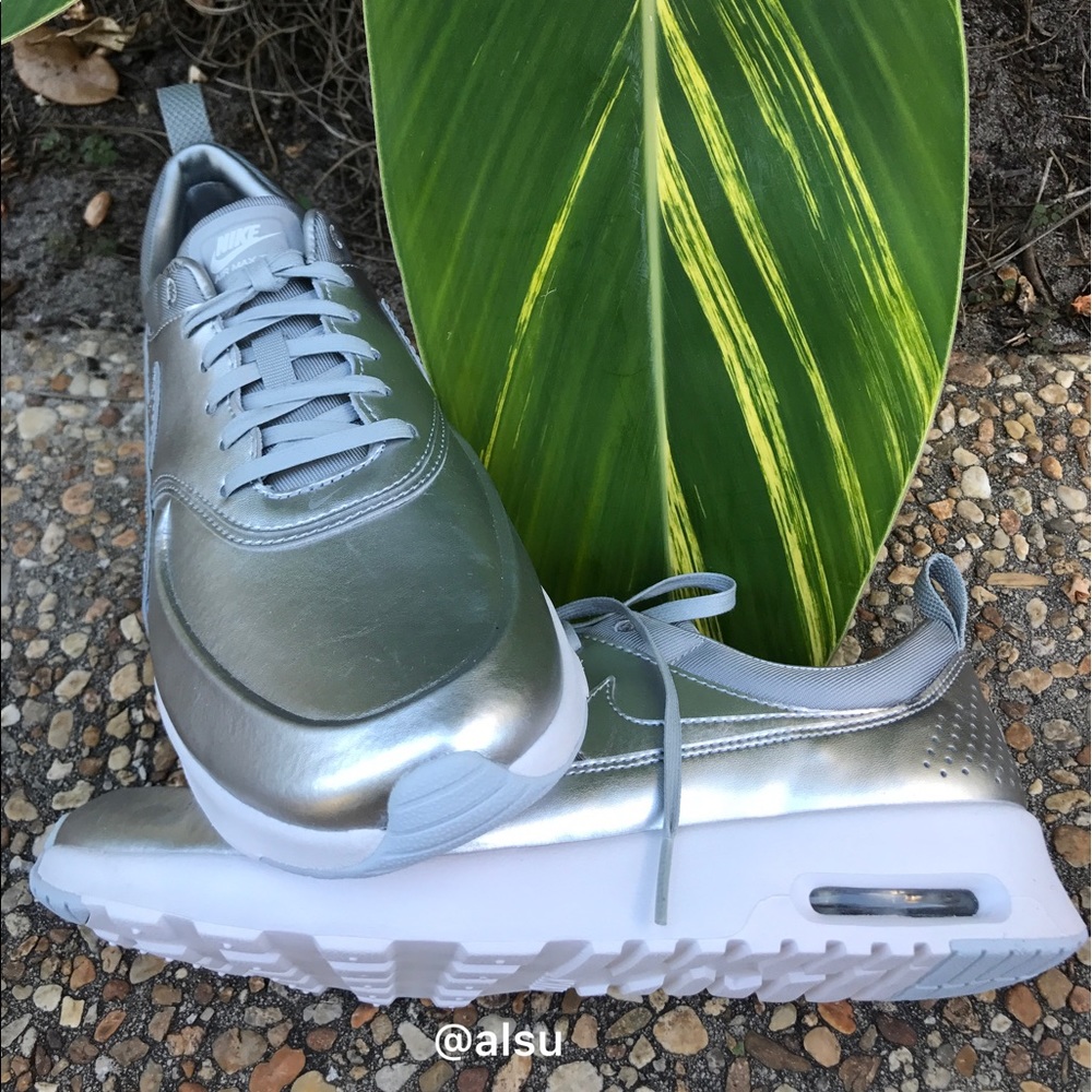 NWT Rare Nike Air Max Thea Metallic WMNS - Picture 7 of 8