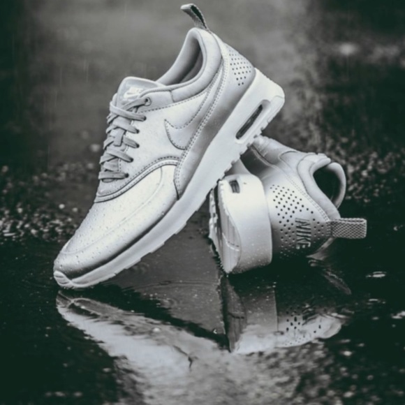 NWT Rare Nike Air Max Thea Metallic WMNS - Picture 8 of 8