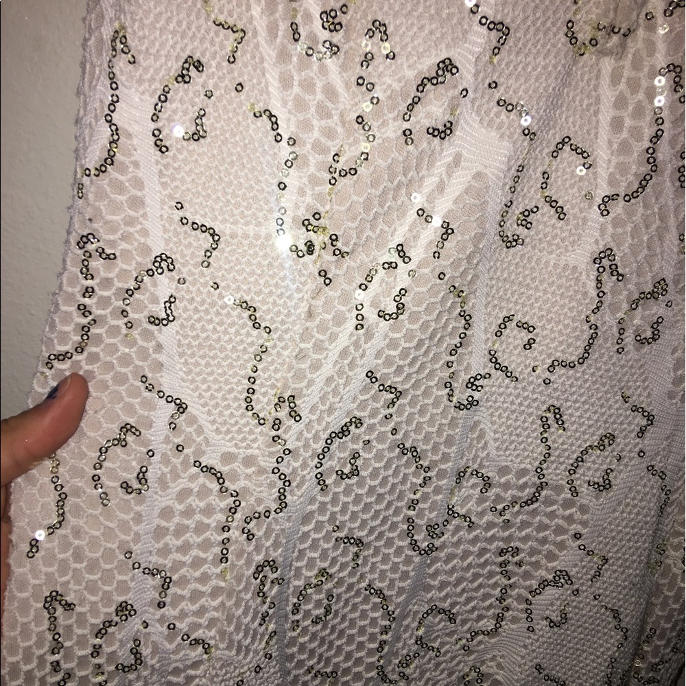 Dress - Picture 3 of 4