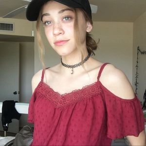 Meet your Posher, Evadney