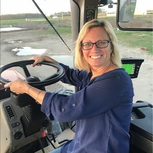 Meet your Posher, Candace