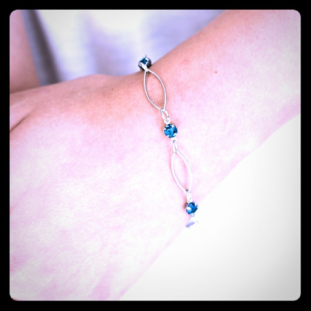 Clasp Bracelet