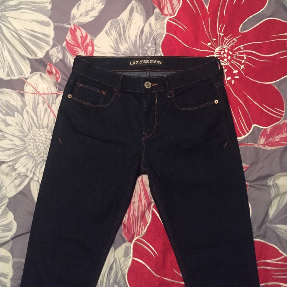 Express jean leggings. Mid rise, size 6.