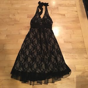 Black & Tan Sexy Lace Halter Dress, Juniors S/M.