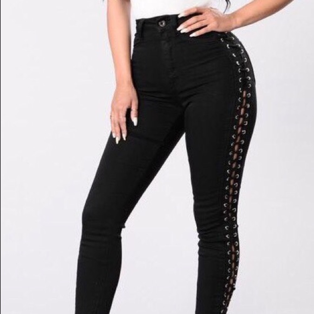 Plus size black high waist jeans - Picture 4 of 7