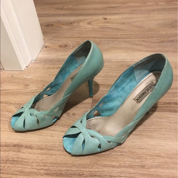 Turquoise Leather Steve Madden Pumps - Picture 2 of 5